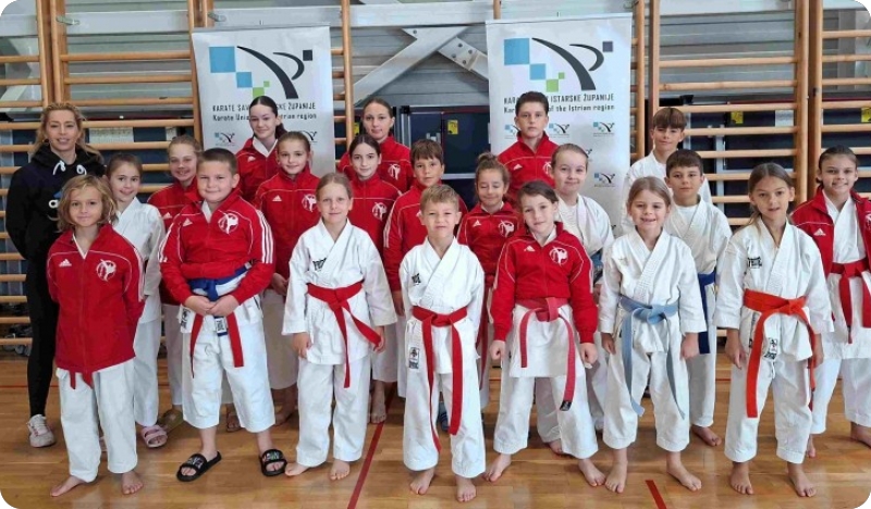 Poreč ugostio 60-ak karatista, Finida nastupila s 21 natjecateljem-164339