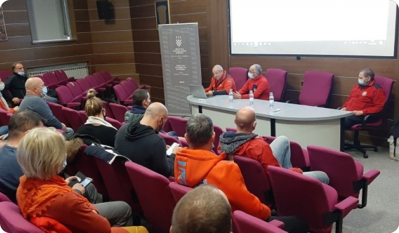 Obavljanje usluga aktivnog i pustolovnog turizma zahtjeva dodatnu edukaciju-122824
