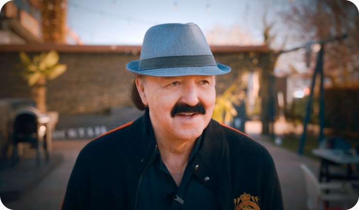 Četiri desetljeća karijere i bezvremenskih hitova - Haris Džinović 14. kolovoza stiže u Pulu-162671