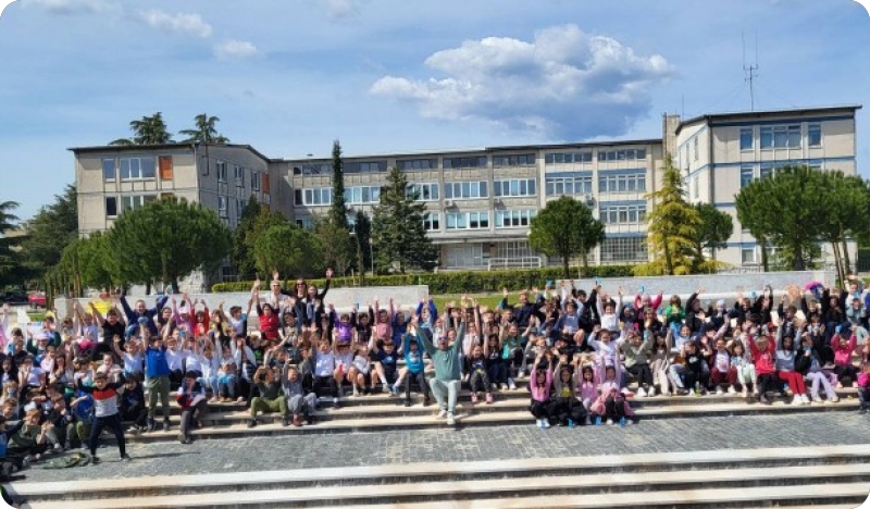 Povodom manifestacije ‘‘Hoditi i zdravi biti’’ održano pješačenje za stotine malih sudionika -151689