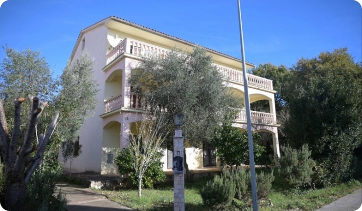 UŽAS U MEDULINU: Ubijena je starija žena dok je još jedno tijelo nađeno u moru VIDEO-156871