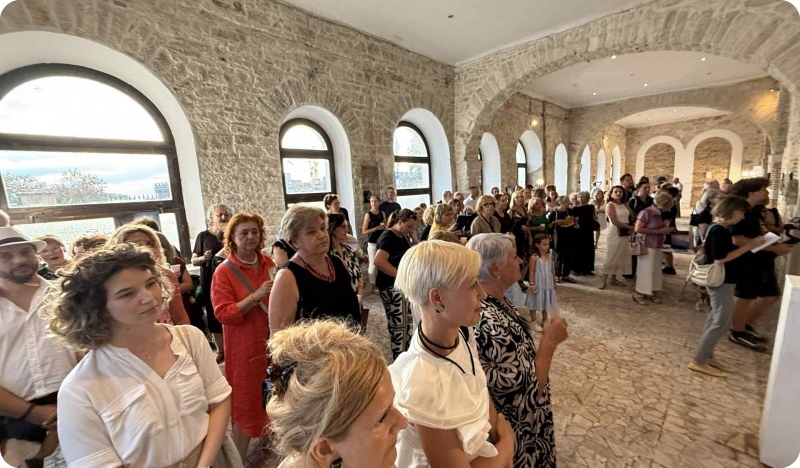 Otvorena izložba 72 KADRA – povijest Pulskog filmskog festivala u keramici-153833