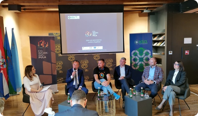 U Svetvinčentu predstavljeno IdeaHUB mentorstvo u projektu Coworking Pula-136212