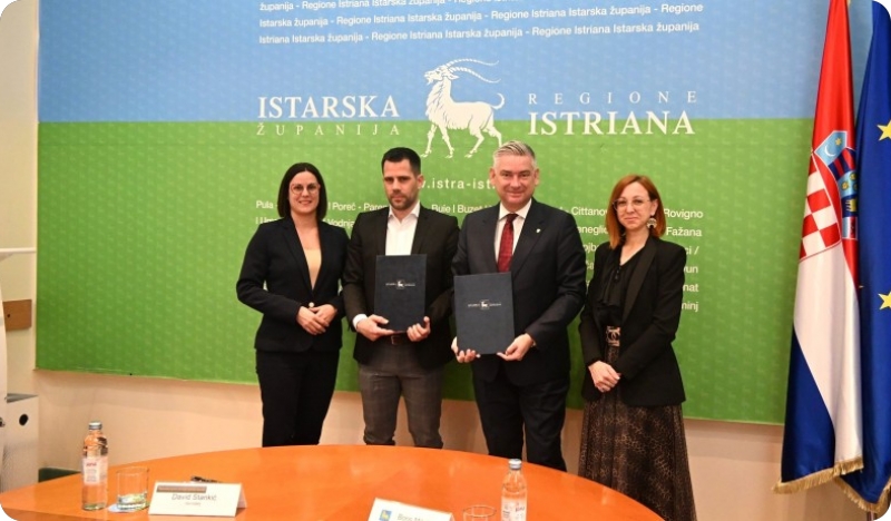 Nastavlja se postavljanje dvojezičnih putokaza diljem Istre-158603