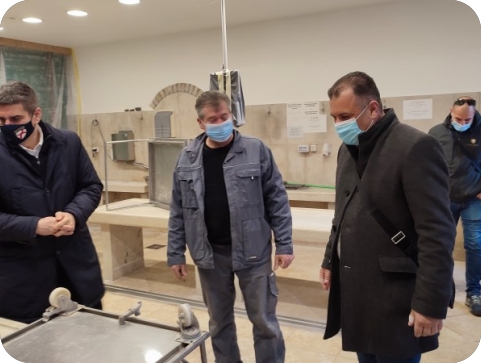 Započela je obnova ribarnice na gradskoj tržnici u Rovinju-125510