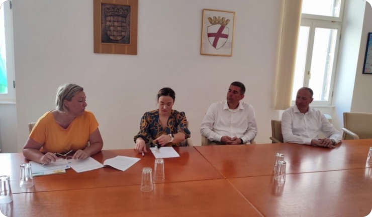 Rovinj: Potpisan Ugovor o financiranju malog projekta Crvenog križa-128865