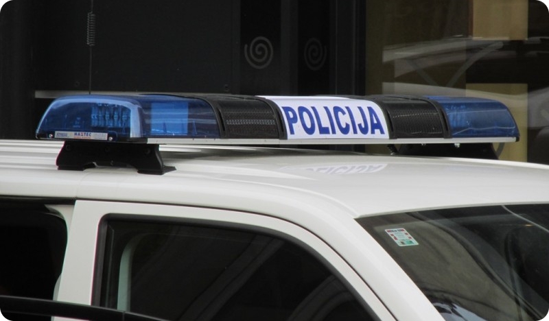 Teže ozlijeđen u prometnoj nesreći nedaleko Cera-72675