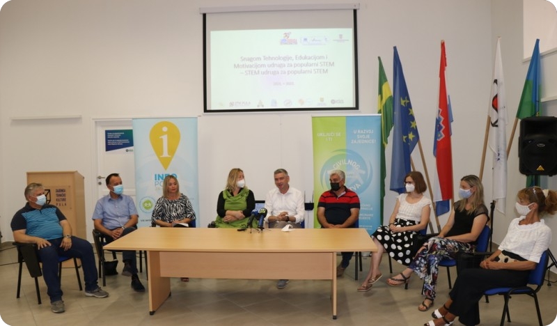 Znanstveni vrt u centru Pule do proljeća 2022. godine-119391