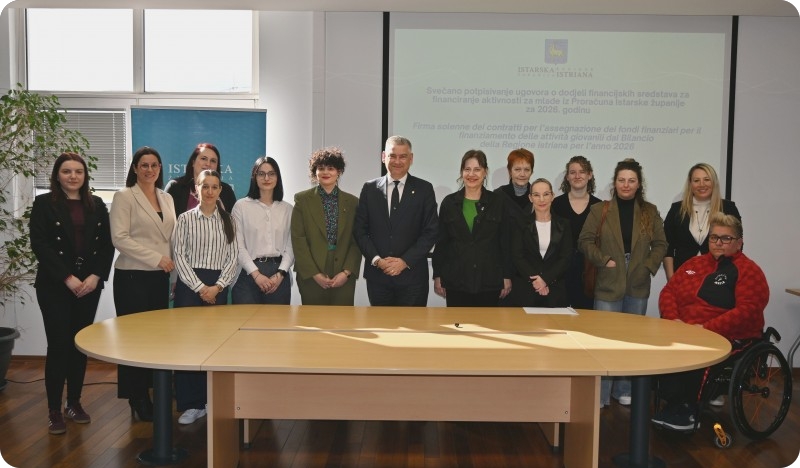 Župan Boris Miletić potpisao ugovore o financiranju aktivnosti za mlade u Istri-159598