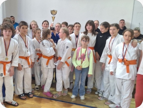 Mladi judaši Istarskog Borca slavili u završnom kolu Judo lige u Puli-156753