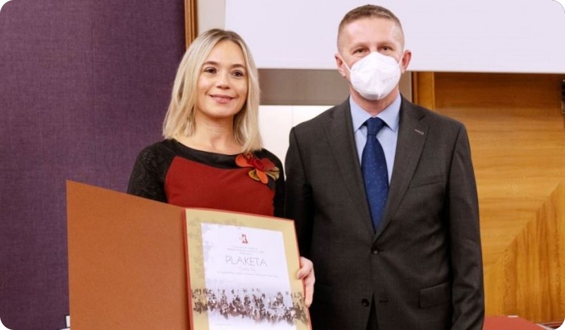 Grad Pula dobitnik plakete za dugotrajnu suradnju i potporu Institutu društvenih znanosti Ivo Pilar-122852