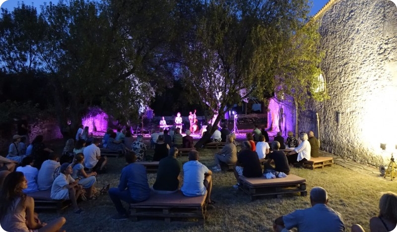 Jazz pod zvijezdama u dvorištu crkve Svetog Justa u Galižani-162203