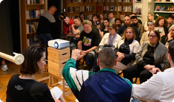 U Puli otvorena izložba o građanskim prosvjedima u Srbiji-159968