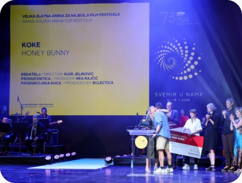(FOTO) ‘‘Koke’’ osvojile Veliku zlatnu arenu na 73. Pulskom filmskom festivalu-162164