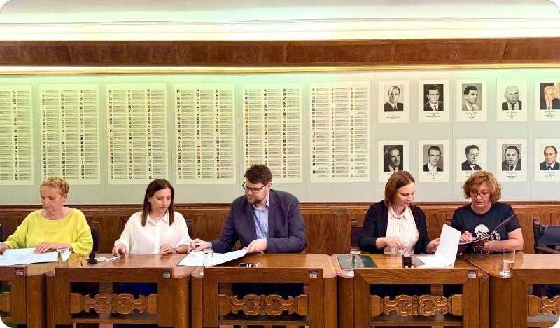 Potpisan novi Kolektivni ugovor za radnike dječjih vrtića čiji je osnivač Grad Pula-161125