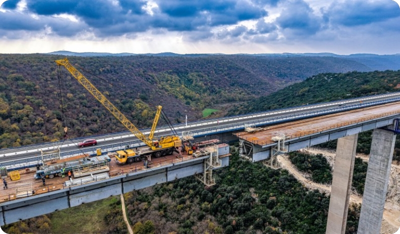 Muškarac si je oduzeo život skočivši s vijadukta Limska Draga-159792