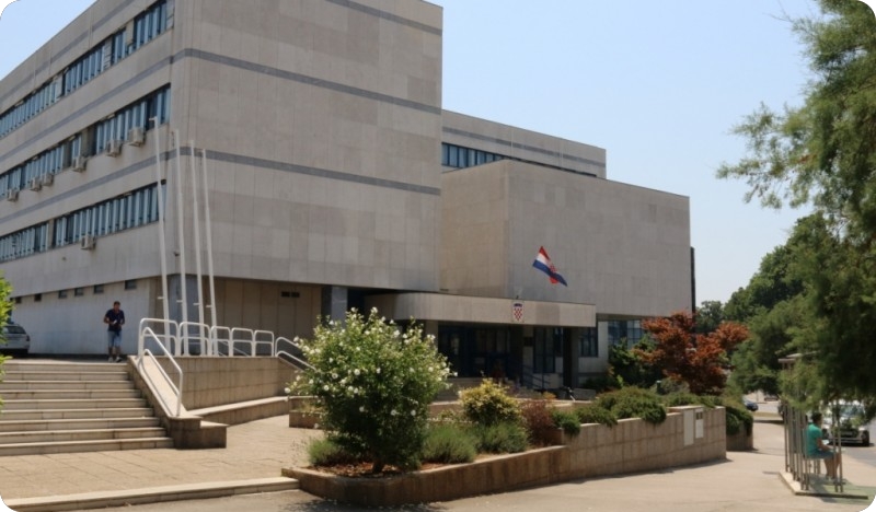 Ni policija ni bolnica nemaju informacije o bebi-74494