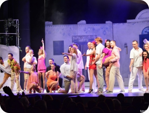 Mjuzikli Radio Dubrava, Mamma Mia! i SIX stižu u Malo rimsko kazalište-160094