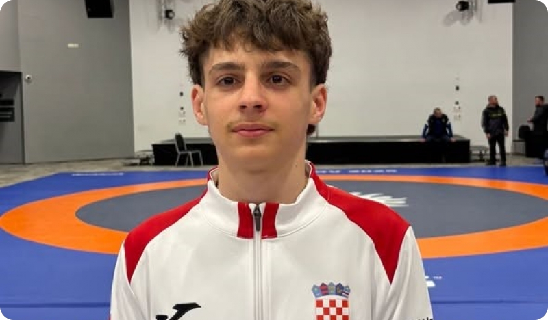 Matija Kapustić nastupio na Europskom prvenstvu U15 u Bugarskoj-161104