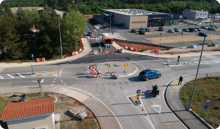 Novi montažni rotor postavljen u Poreču u ulici Mate Vlašića-126763