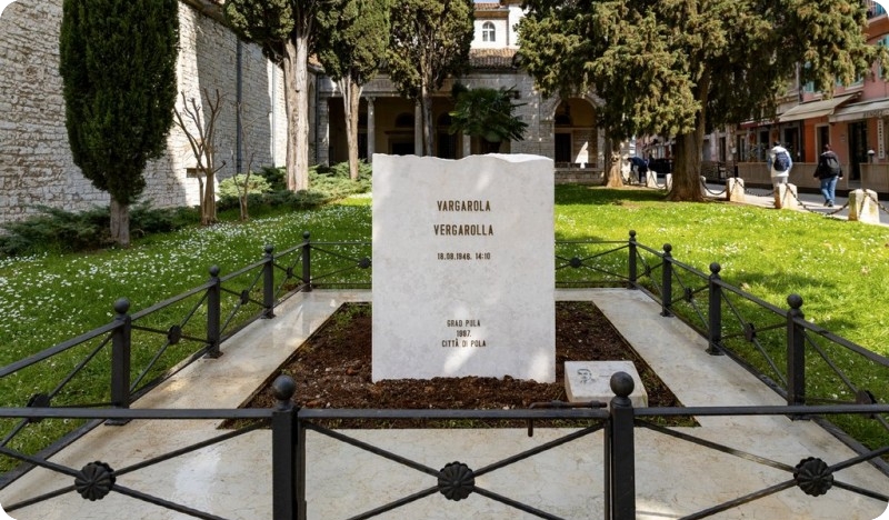 Vijenci, misa, komemoracija i izložba za 80 godina od tragedije na Vargaroli-162807