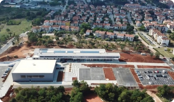 Poreč nastavlja ulagati u škole: tijekom praznika uređuju se prostori i proširuju kapaciteti-162723