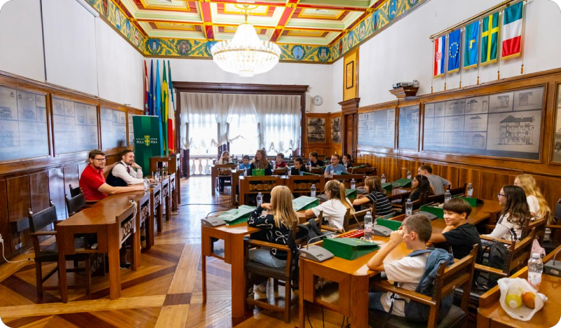Četvrtaši OŠ Vidikovac posjetili Komunalnu palaču-164042