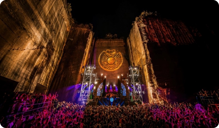 U Cave Romane stiže više od 100 tona opreme, gradi se jedan od najspektakularnijih festivala Europe-161086
