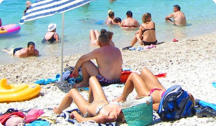 Lopovi harali plažama u Novigradu i na Verudeli-162359