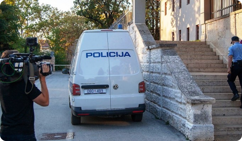 Istražni zatvor 30-godišnjaku zbog teške krađe i napada na policajca-129771
