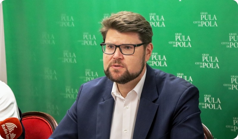 Grad Pula uputila ispriku zbog neprimjerenog postupanja zahvalama i priznanjima-163965