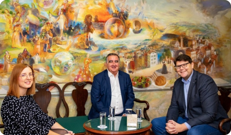 Gradonačelnik Grbin primio Borisa Žgombu, dobitnika nagrade za životno djelo-156963