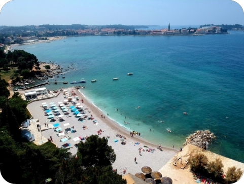 S pulske plaže ukrao torbu s mobitelima, novčanicima i ključevima-154310