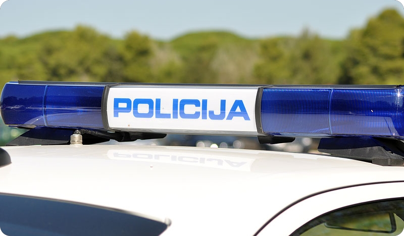 Policija traga za kradljivcem Fiat Una-95560