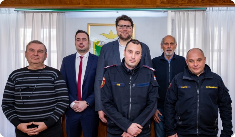 Pulskim vatrogascima povećane plaće-157997