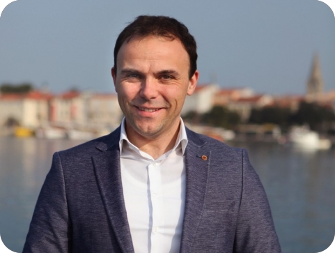 Peršurić: Najoštrije osuđujemo vandalski čin uništavanja spomenika palim borcima kod Hrboki-155261