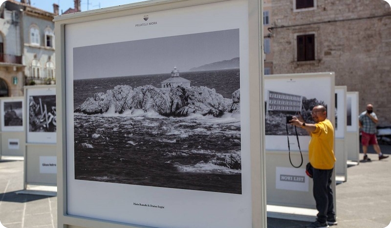 Izložba projekta “Prijatelji mora” ove godine pod nazivom: „ Ljudi i brodovi “ gostuje u Puli-136479