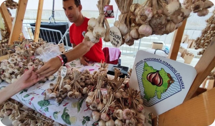 Ovoga vikenda 7. Festival istarskog češnjaka na Trgu slobode-162463