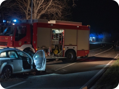 Dvije osobe smrtno stradale u prometnoj nesreći u Marčani-125285
