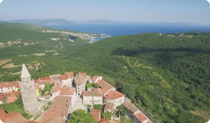 Labin: Otvoren natječaj za parcele namijenjene mladim obiteljima-129918
