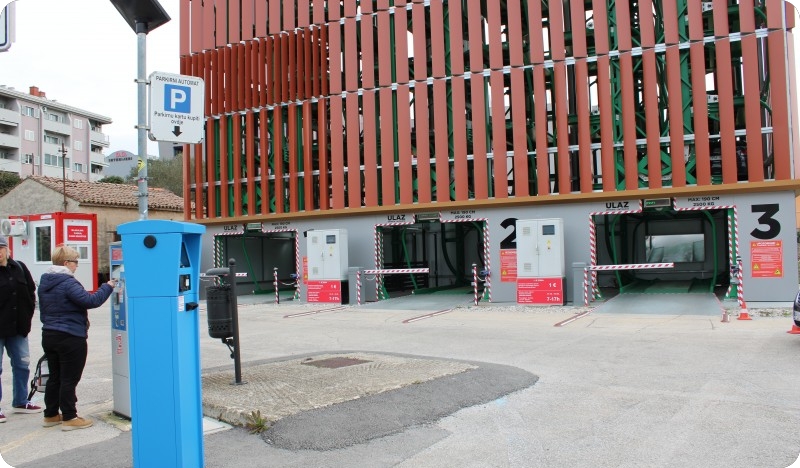 Pula Parking prodaje rotacijsku garažu RP-10-158764