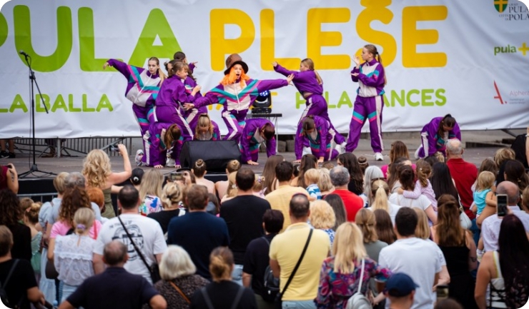 Rasplesana Pula oduševila domaće i strane goste-155100