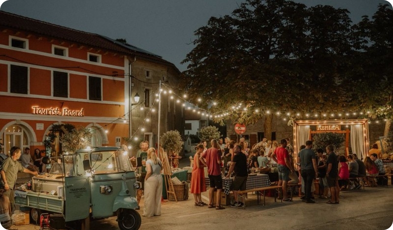 Sajam domaćih proizvoda i nastup Dua Summer Fever u Krnici-162283