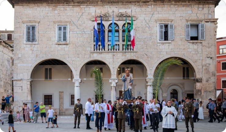 Blagdan svetog Tome donosi bogat program u Puli - od buzare na tržnici do Jovanottija u Areni-161834