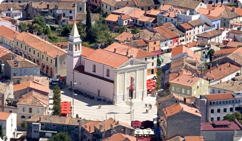 U Poreču obrađeno 82,29 posto predmeta vezanih za legalizaciju-65175