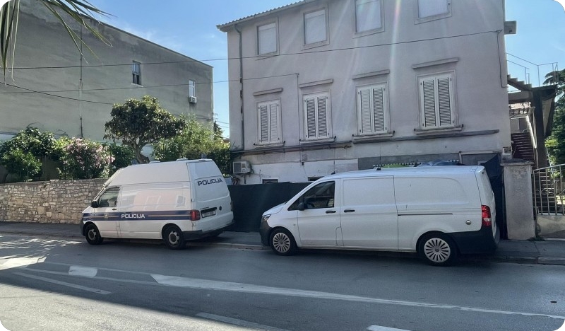 U obiteljskoj kući na Verudi preminula beba stara mjesec dana - VIDEO-137800