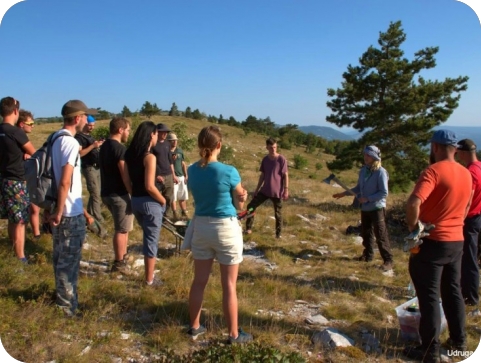 Poziv volonterima za restauracijski kamp na Učki - Let’s connect!-127379