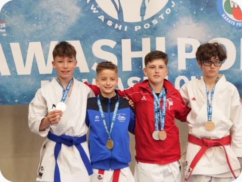 Aleksandar Majkić iz Karate kluba Finida osvojio srebro i broncu u Postojni-159959