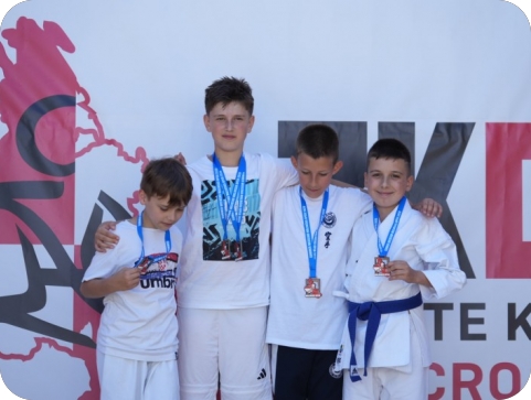 Finida osvojila treće mjesto u katama na karate turniru u Malinskoj-161295