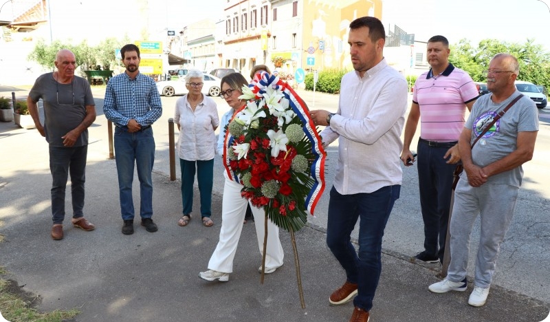 Predstavnici Grada i vodnjanski antifašisti obilježili Dan antifašističke borbe-161582